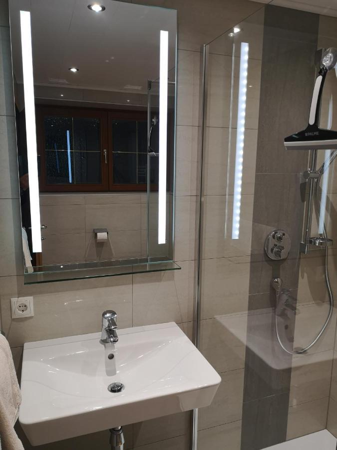 Gaestehaus Luxner Strass im Zillertal Buitenkant foto