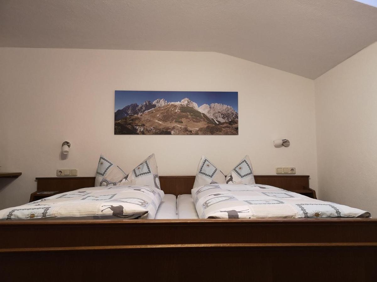 Gaestehaus Luxner Strass im Zillertal Buitenkant foto