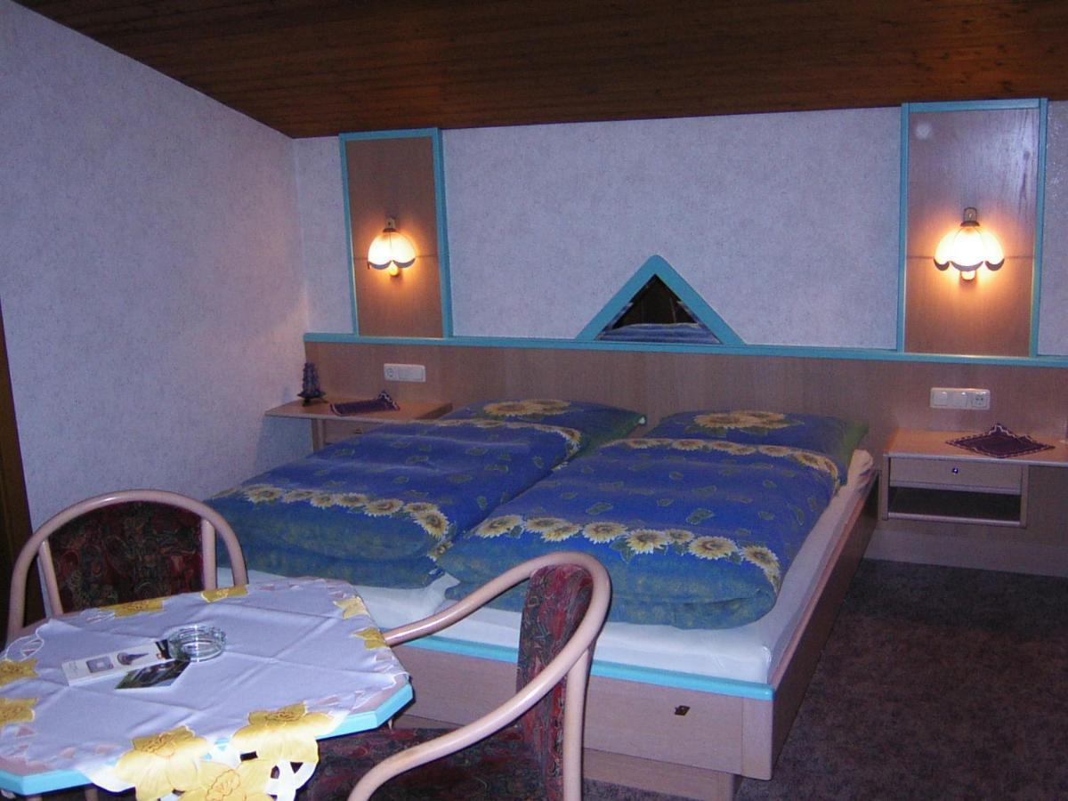 Gaestehaus Luxner Strass im Zillertal Buitenkant foto