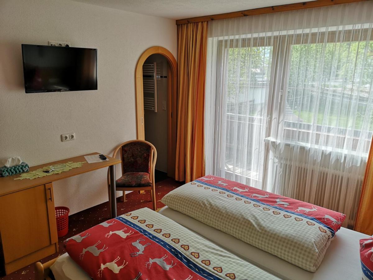 Gaestehaus Luxner Strass im Zillertal Buitenkant foto