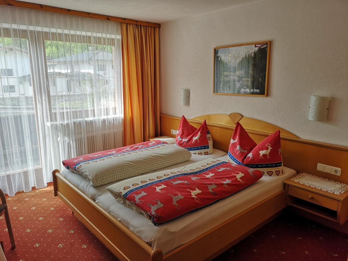Gaestehaus Luxner Strass im Zillertal Buitenkant foto