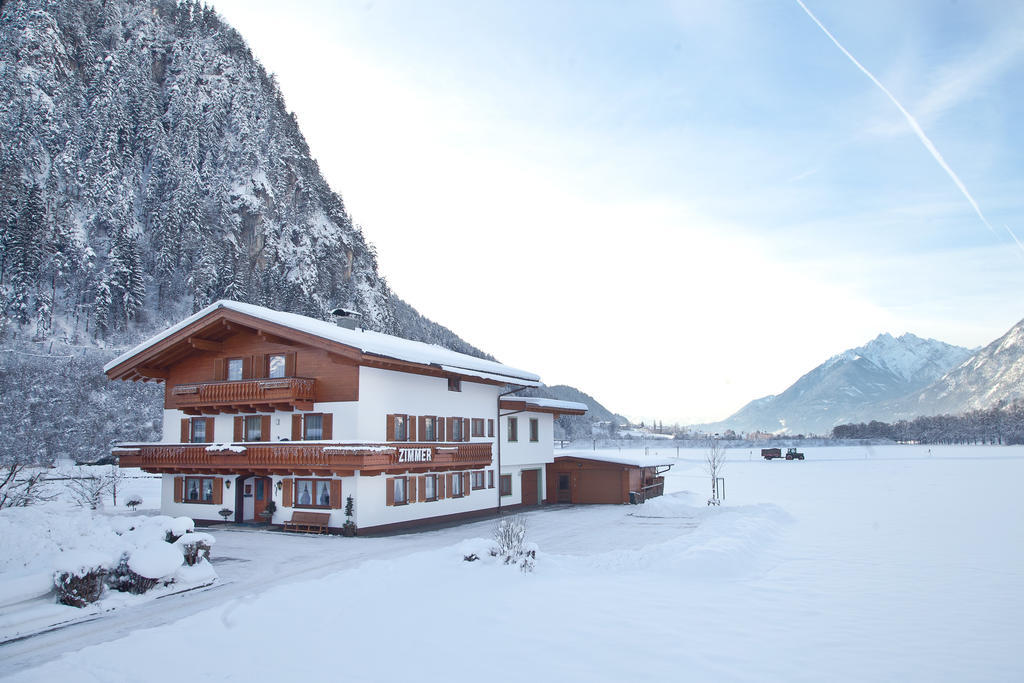 Gaestehaus Luxner Strass im Zillertal Buitenkant foto