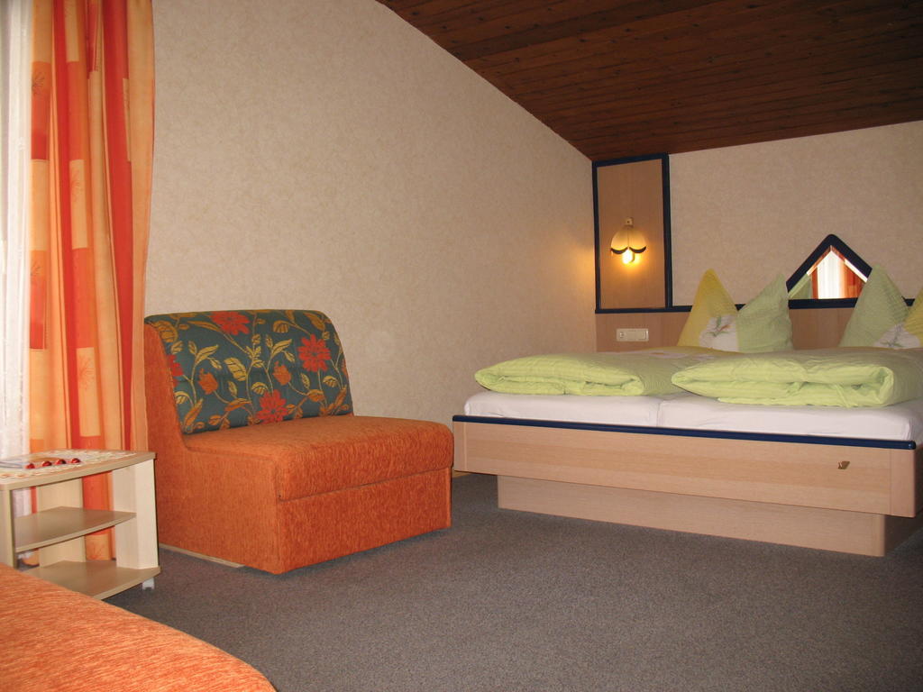 Gaestehaus Luxner Strass im Zillertal Kamer foto