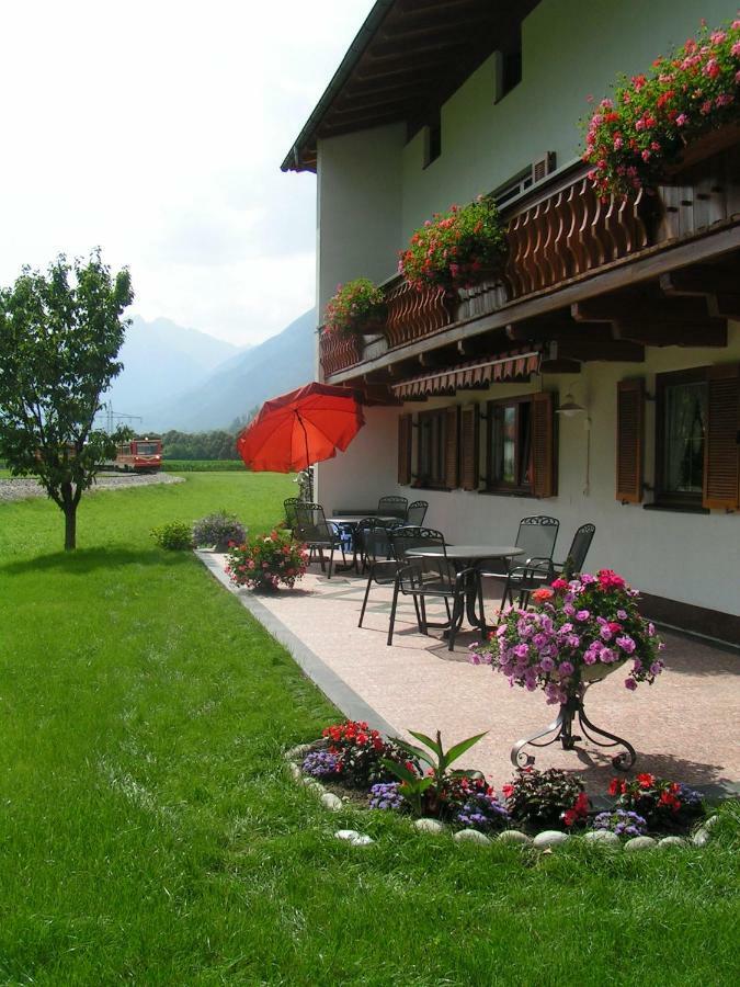 Gaestehaus Luxner Strass im Zillertal Buitenkant foto